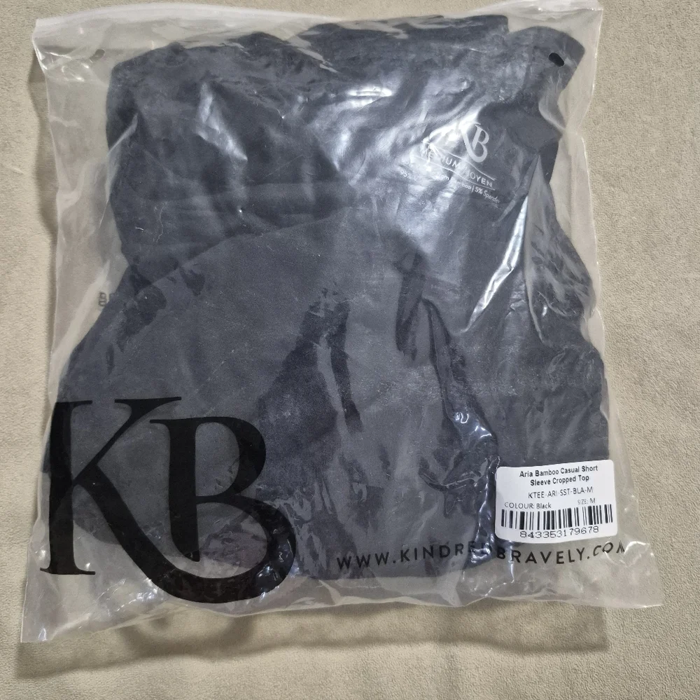 NWT Kindred Bravely Aria Bamboo Casual Cropped Short Sleeve Top - Picture 2 of 2